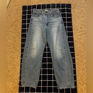 Levi’s Cinch Barrel Jeans size 29